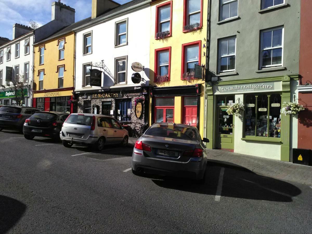 12A Main Street Kenmare Bunk Beedroom 2 외부 사진